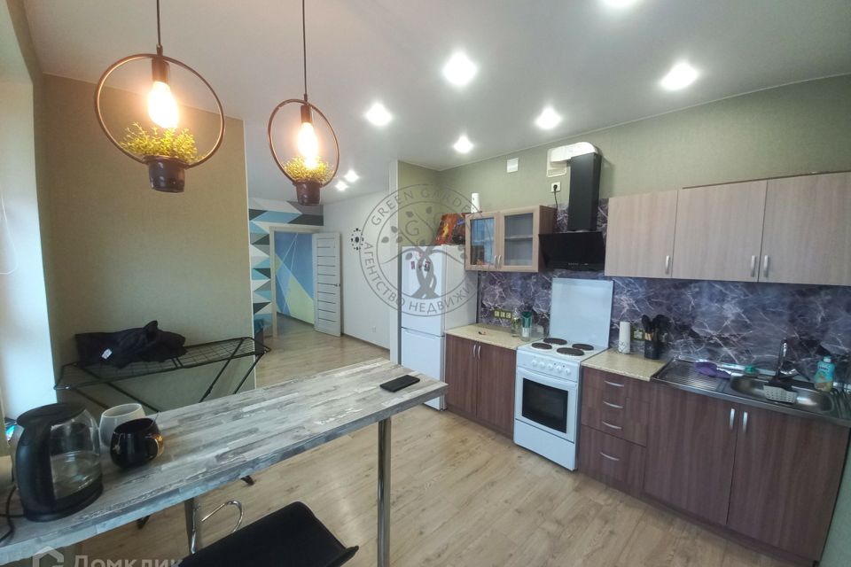 Продаётся 1-комнатная квартира, 46.6 м²