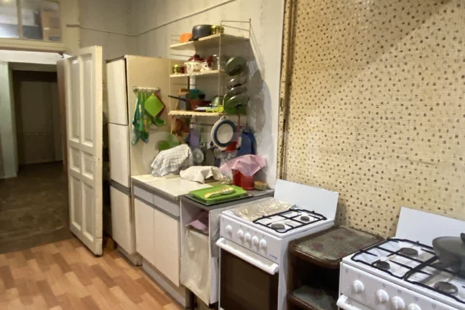Продаётся комната в 1-комн. квартире, 14.2 м²