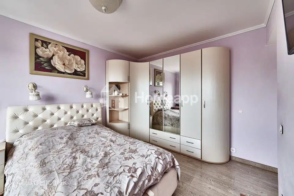 Продаётся 3-комнатная квартира, 72 м²