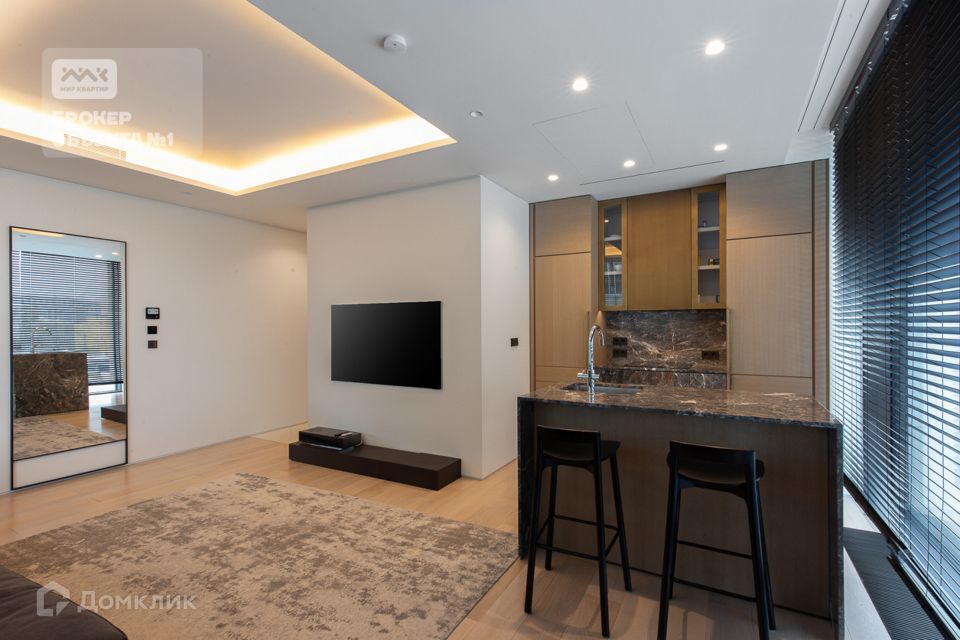 Продаётся 1-комнатная квартира, 59.1 м²