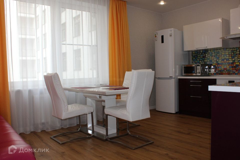 Продаётся 2-комнатная квартира, 77.7 м²