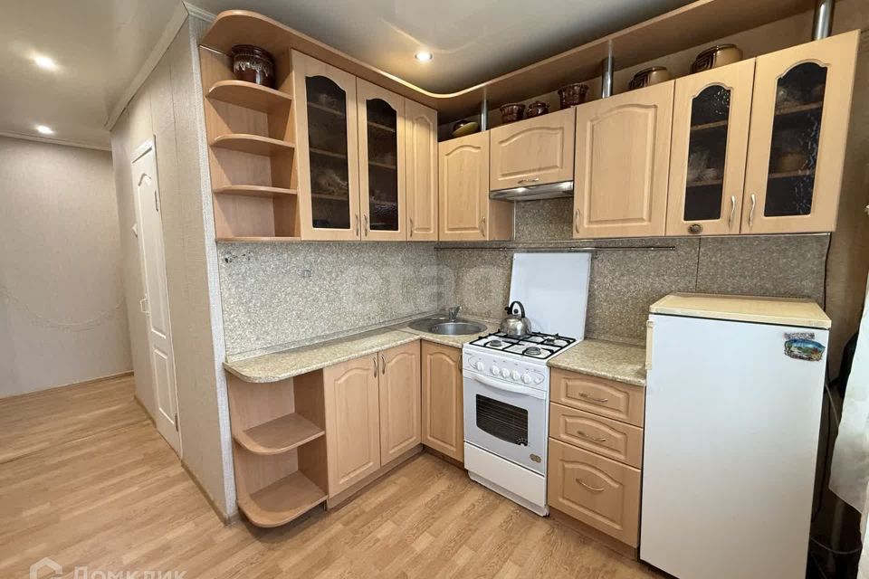 Продаётся 2-комнатная квартира, 42.7 м²