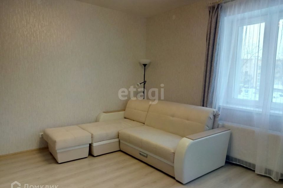 Продаётся 2-комнатная квартира, 66.1 м²