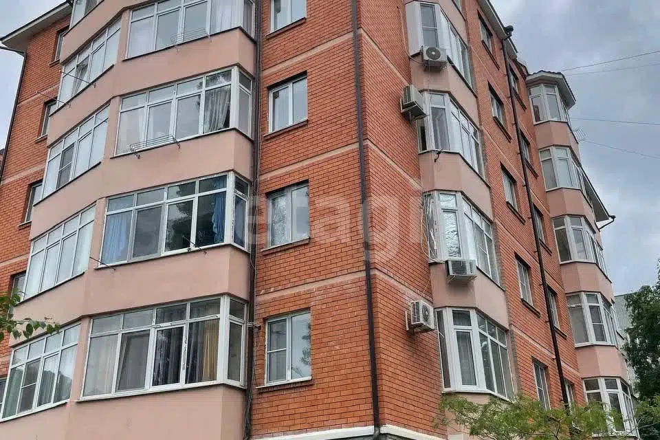 Продаётся 3-комнатная квартира, 74.5 м²