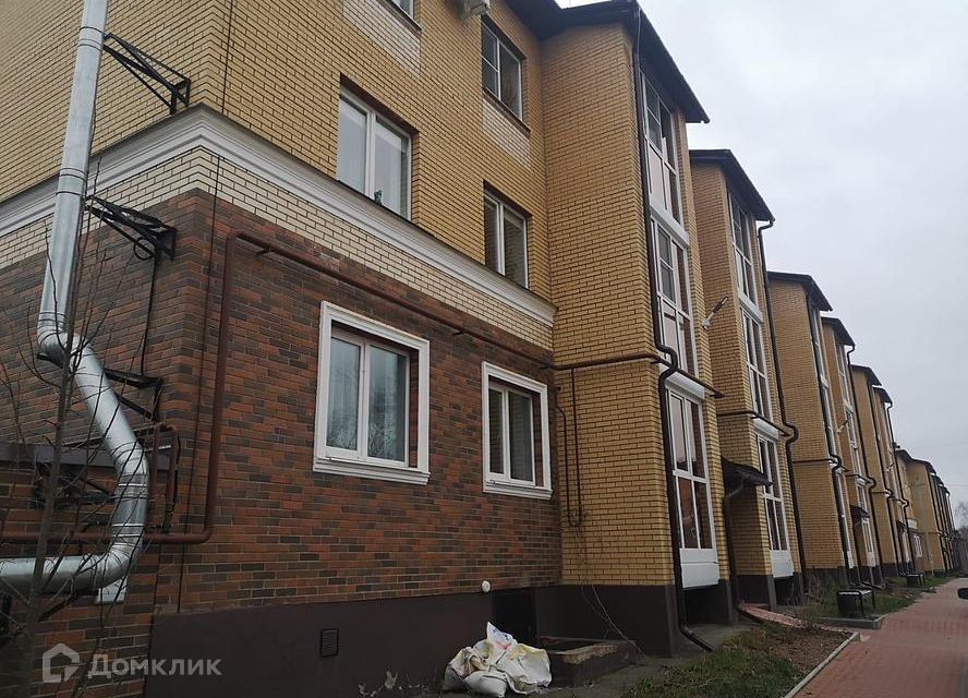 Продаётся 2-комнатная квартира, 42.7 м²