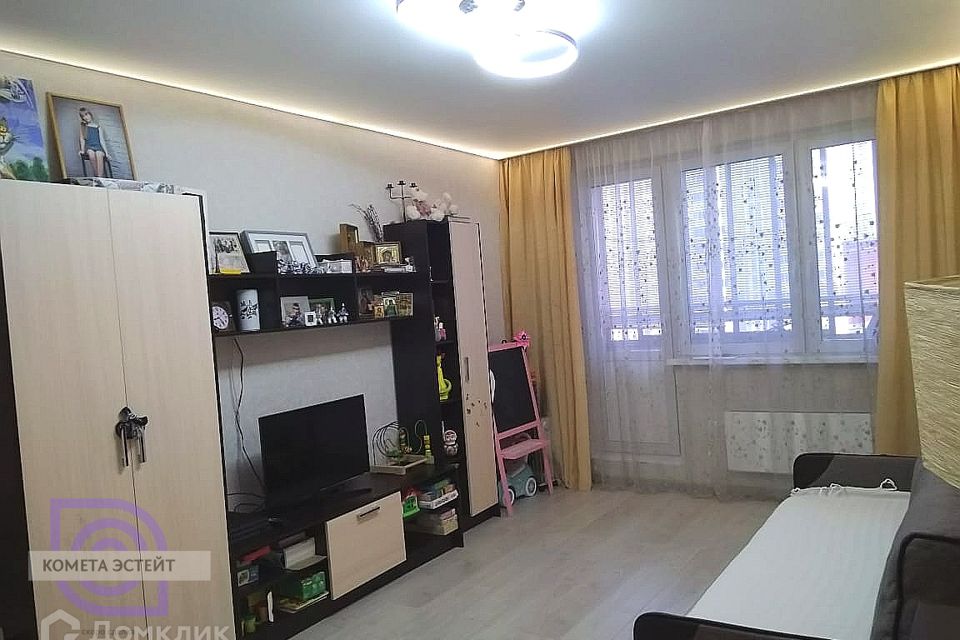 Продаётся 3-комнатная квартира, 71.8 м²
