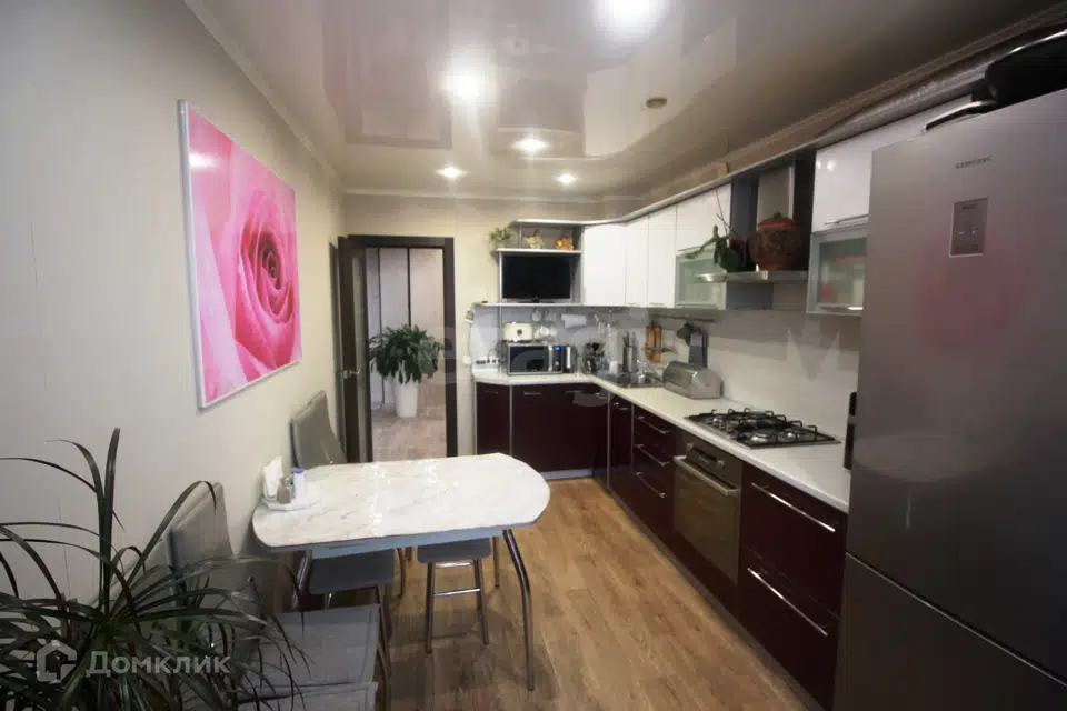 Продаётся 2-комнатная квартира, 65.5 м²