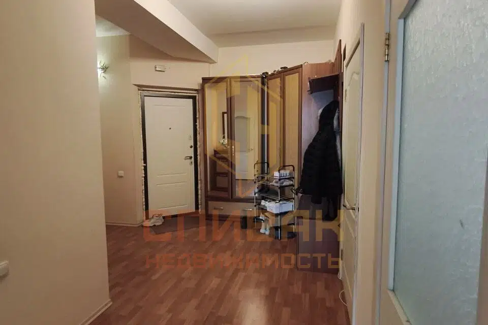 Продаётся 3-комнатная квартира, 82 м²