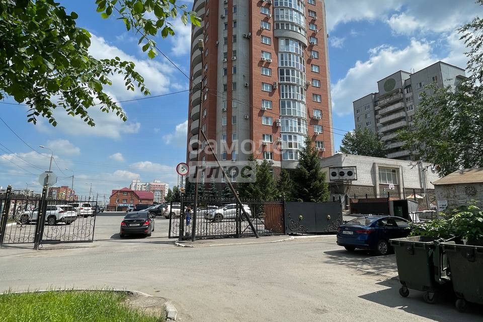 Продаётся 1-комнатная квартира, 43.9 м²