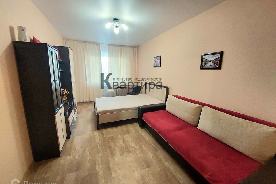 Сдаётся 1-комнатная квартира, 42 м²