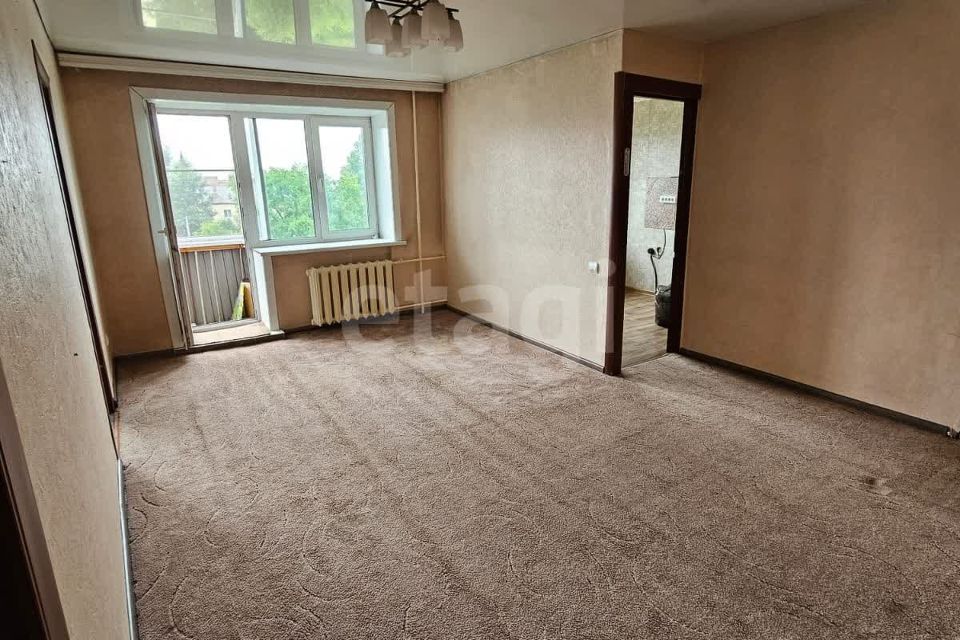 Продаётся 3-комнатная квартира, 57.3 м²
