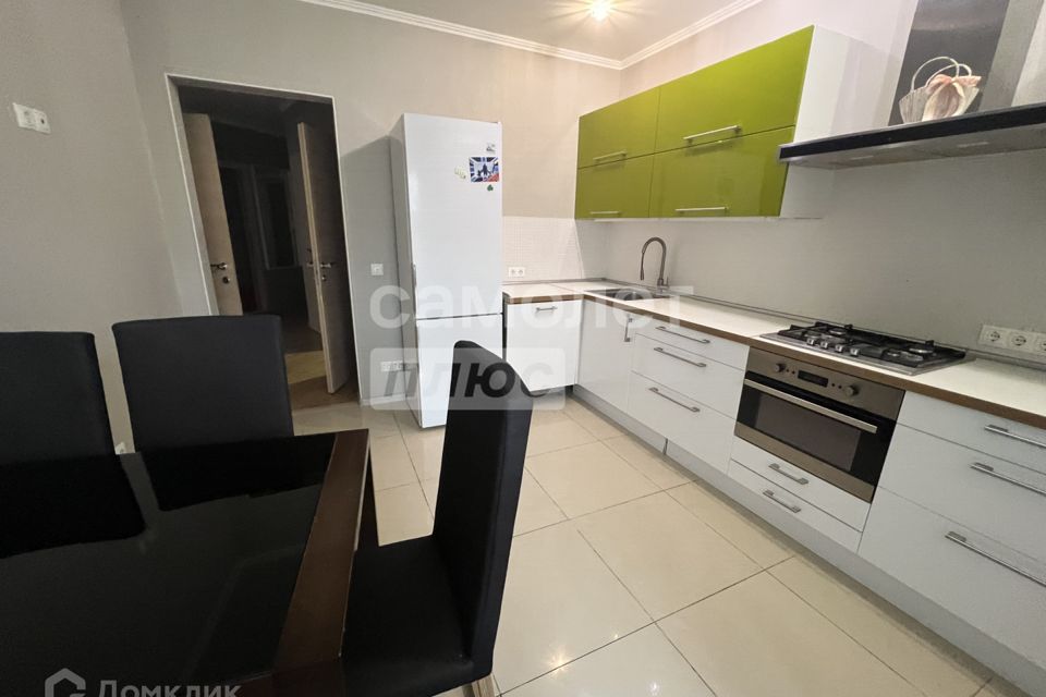 Продаётся 2-комнатная квартира, 69 м²