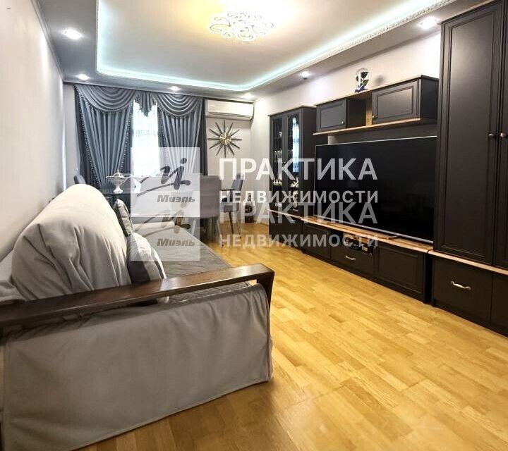 Продаётся 3-комнатная квартира, 66.7 м²