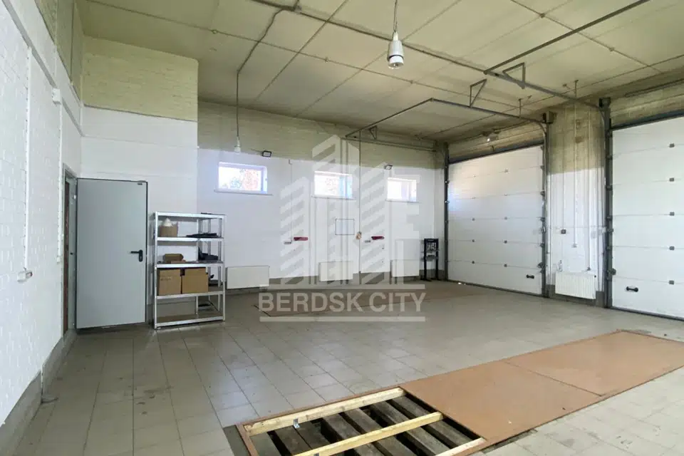 Сдаётся помещение своб. назначения, 161 м²