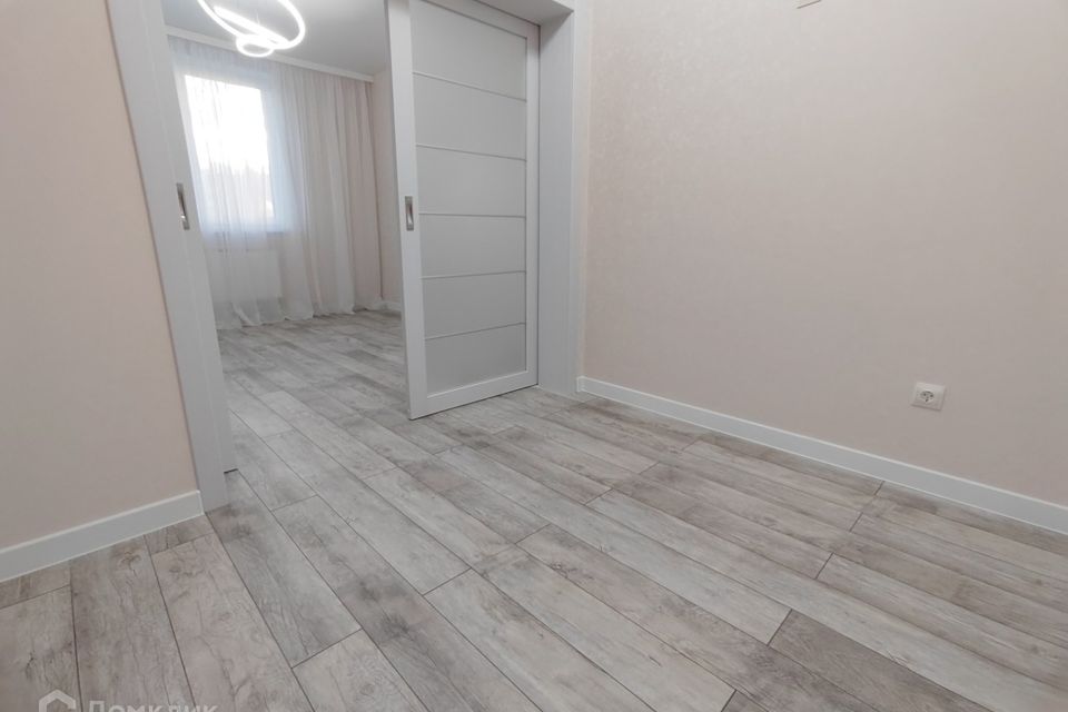 Продаётся 1-комнатная квартира, 42 м²