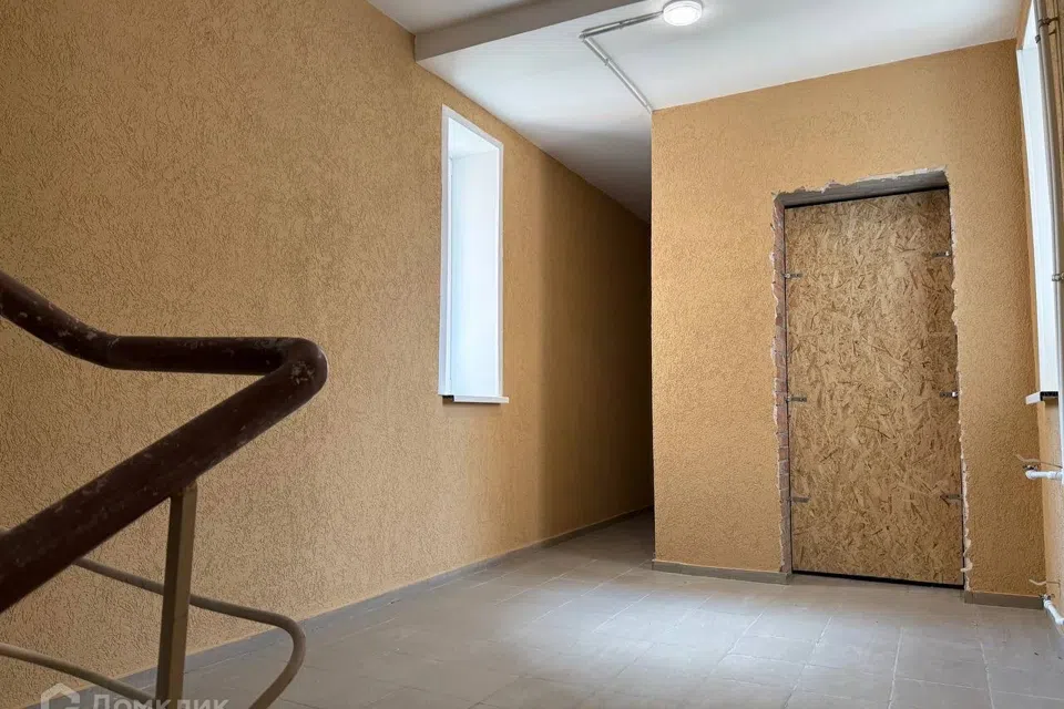 Продаётся 3-комнатная квартира, 144.8 м²