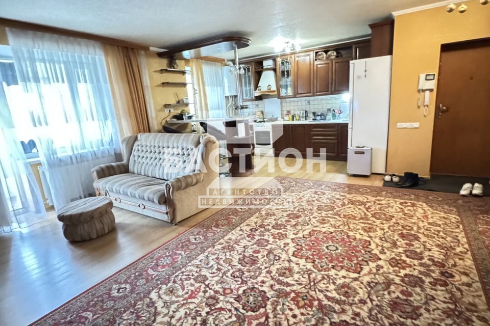 Продаётся 3-комнатная квартира, 73 м²