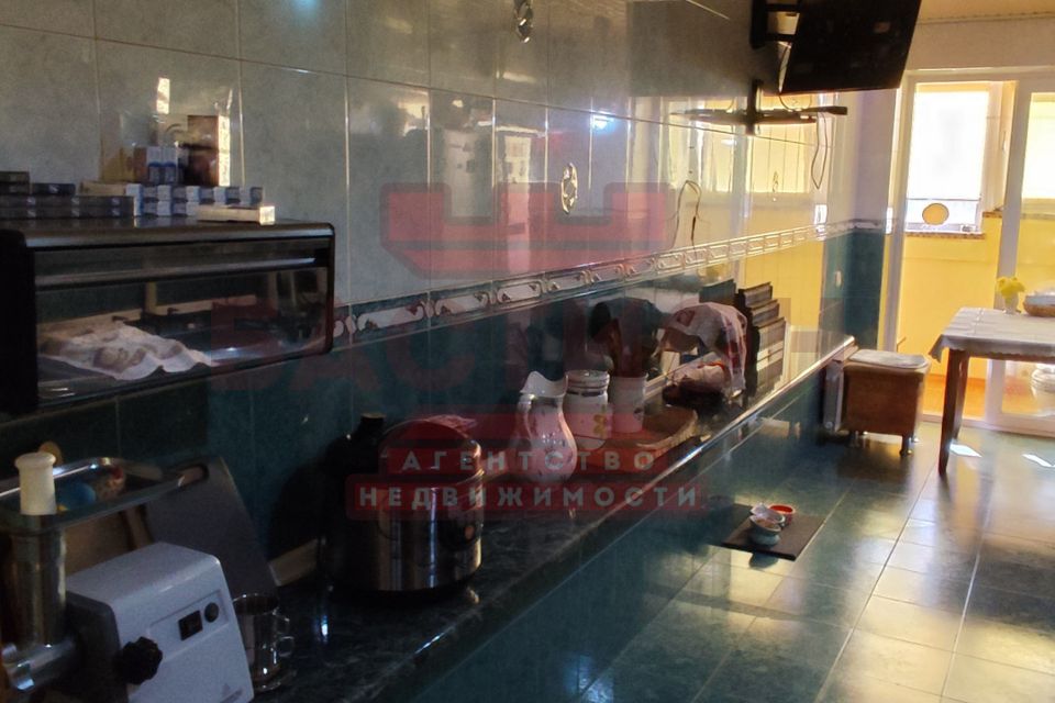 Продаётся 4-комнатная квартира, 99.4 м²