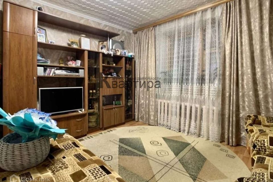 Продаётся 4-комнатная квартира, 91.6 м²