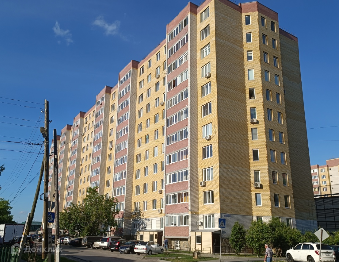 Продаётся 3-комнатная квартира, 111.2 м²