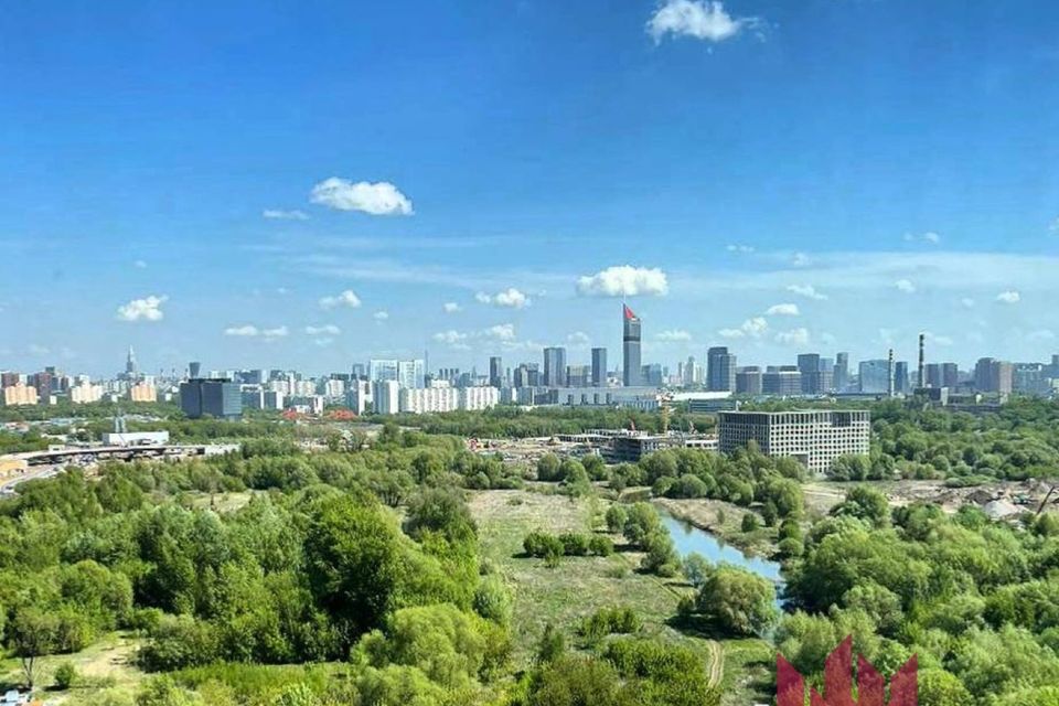 Продаётся 2-комнатная квартира, 77.8 м²