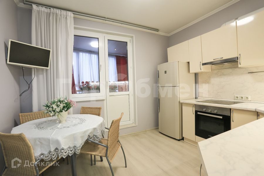 Продаётся 2-комнатная квартира, 61.9 м²