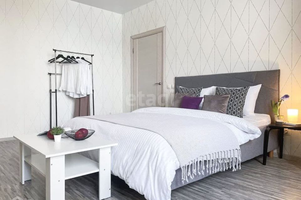 Продаётся 1-комнатная квартира, 56.6 м²