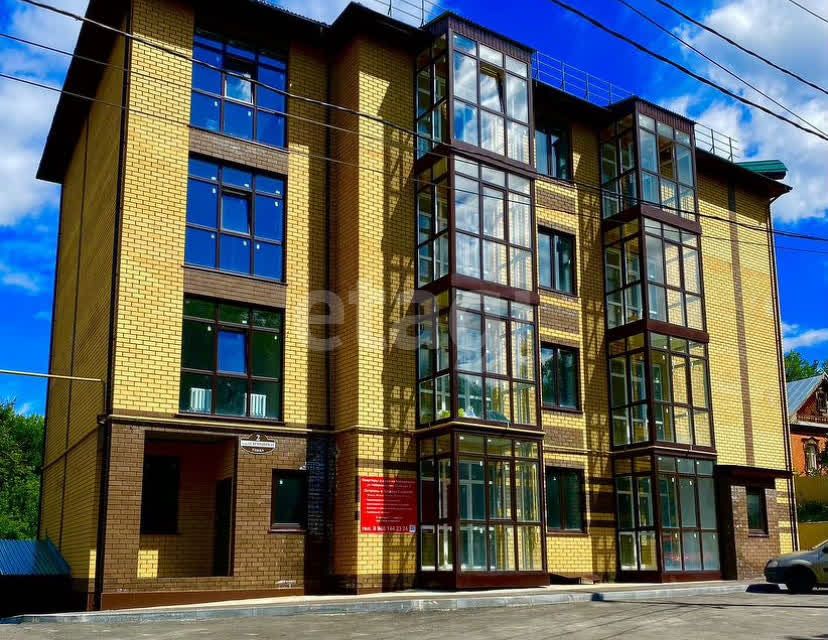Продаётся 3-комнатная квартира, 116.2 м²