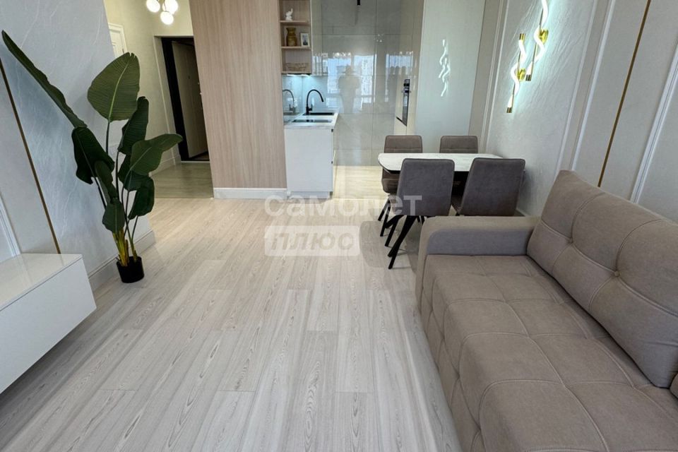 Сдаётся 1-комнатная квартира, 50 м²