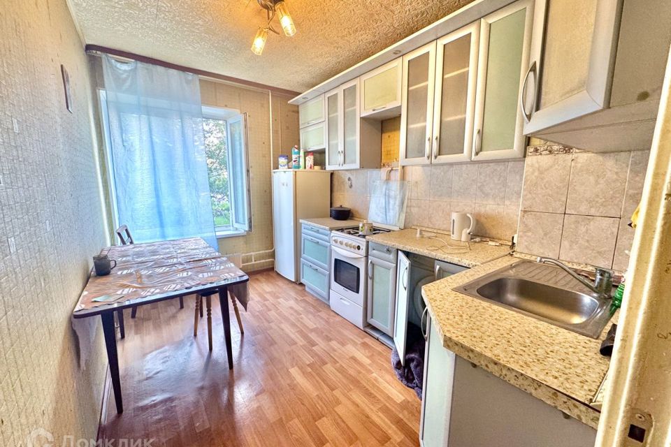 Продаётся 3-комнатная квартира, 60.7 м²