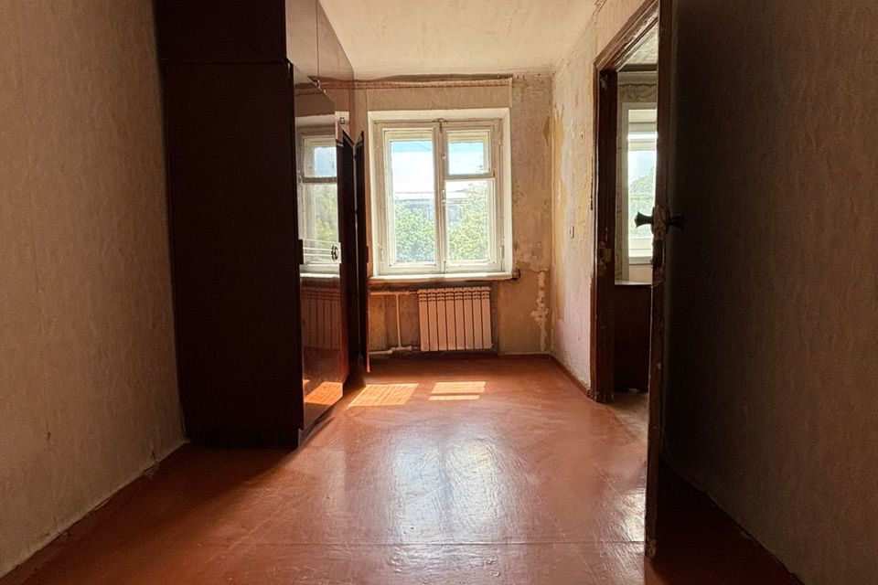 Продаётся 3-комнатная квартира, 55.9 м²