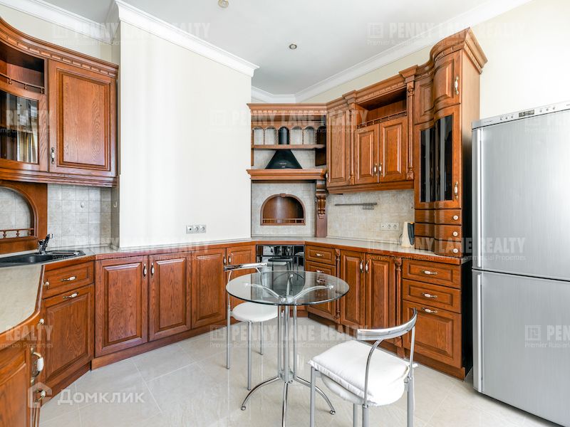 Сдаётся 3-комнатная квартира, 170 м²