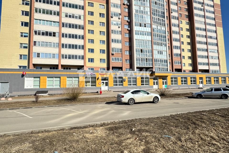 Продаётся 1-комнатная квартира, 44.42 м²