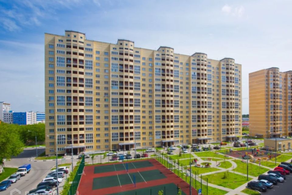 Продаётся 2-комнатная квартира, 80.4 м²