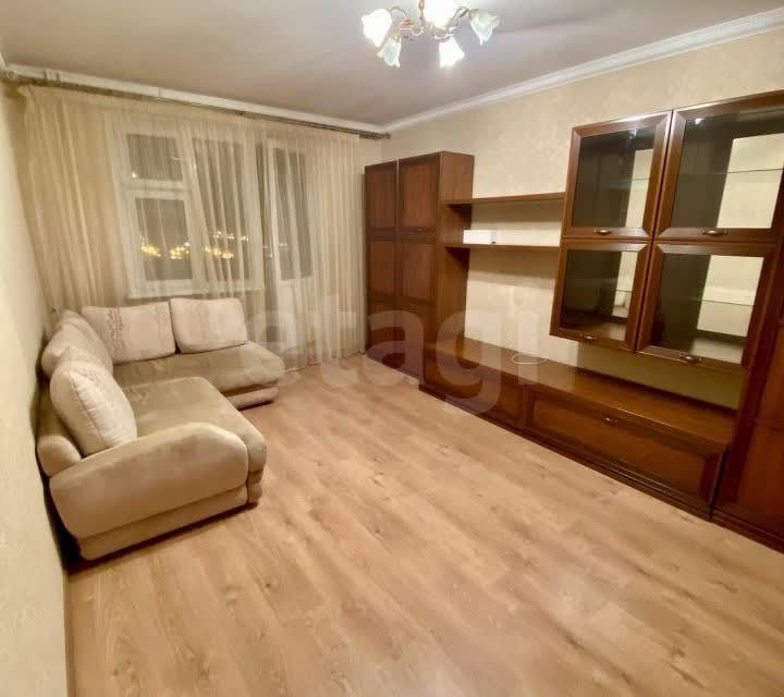 Продаётся 1-комнатная квартира, 38 м²