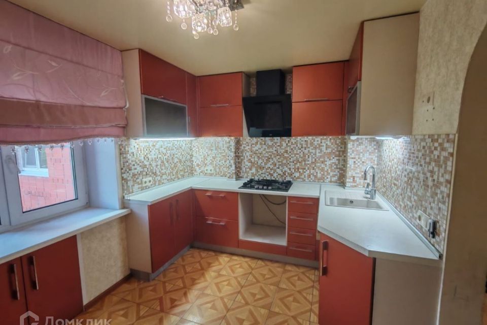 Продаётся 3-комнатная квартира, 61.4 м²