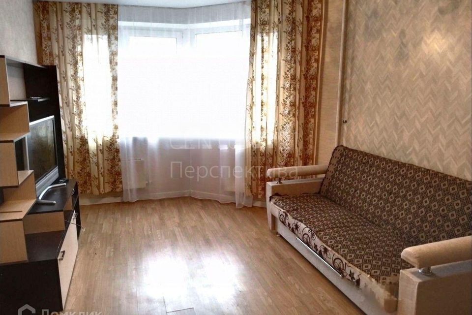 Продаётся 1-комнатная квартира, 43 м²