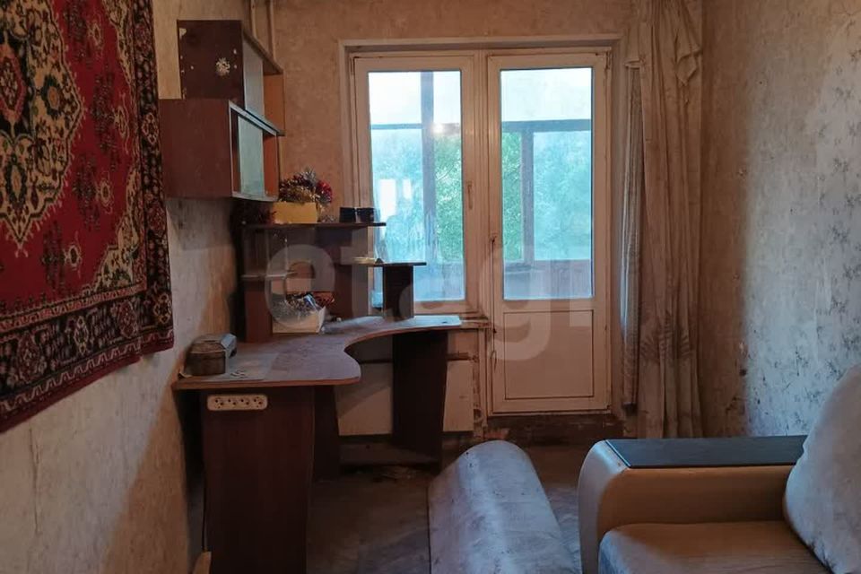 Продаётся 3-комнатная квартира, 57.4 м²