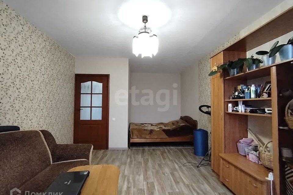 Продаётся 1-комнатная квартира, 46 м²