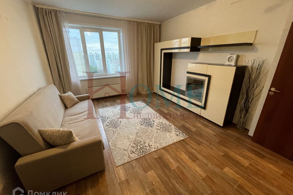 Сдаётся 1-комнатная квартира, 41 м²
