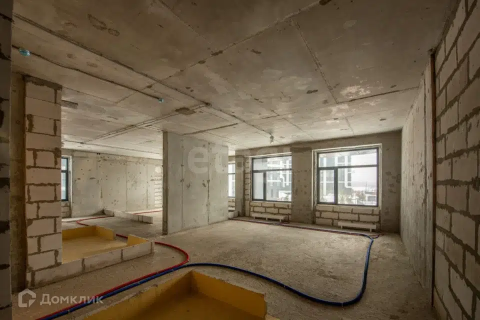 Продаётся 2-комнатная квартира, 98.4 м²
