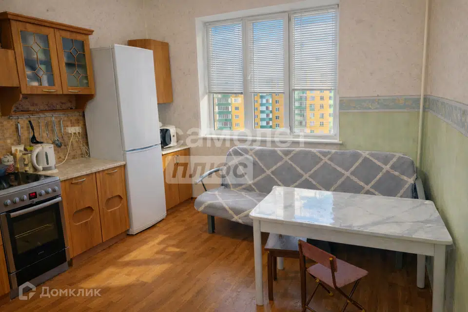 Продаётся 2-комнатная квартира, 71.5 м²