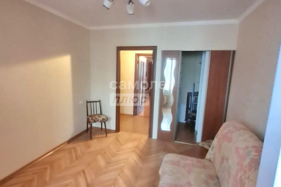 Продаётся 2 комнаты в 3-комн. квартире, 33 м²