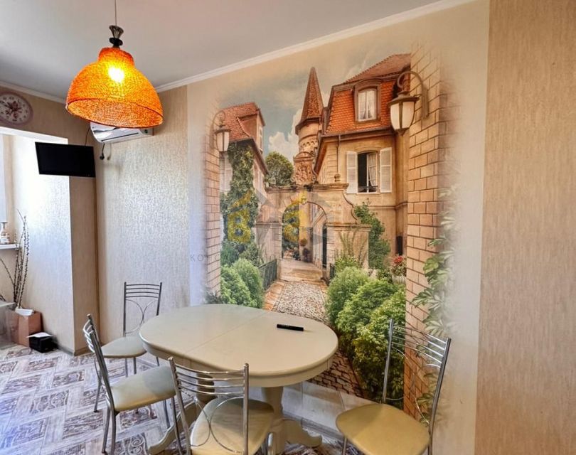 Сдаётся 2-комнатная квартира, 75 м²