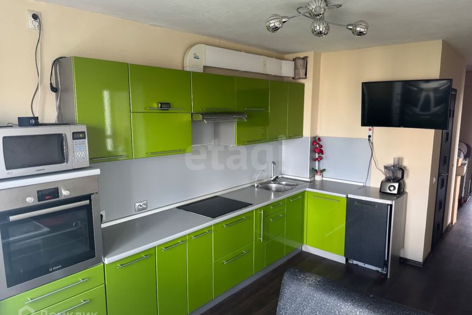 Продаётся 3-комнатная квартира, 69.5 м²