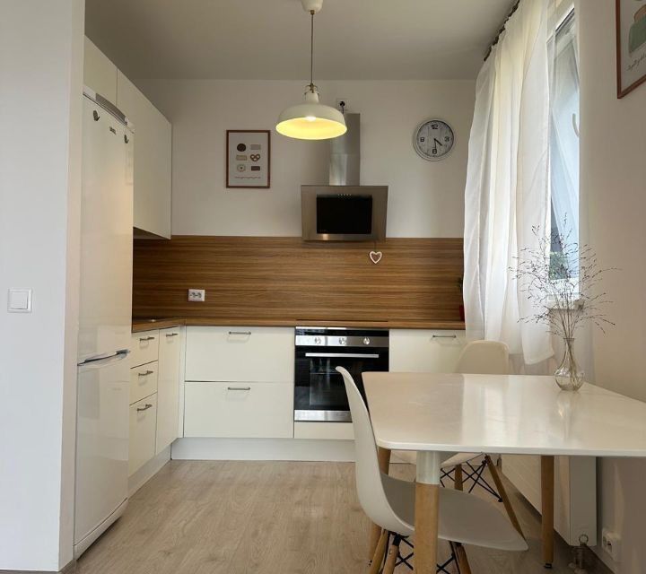 Сдаётся 1-комнатная квартира, 42.2 м²