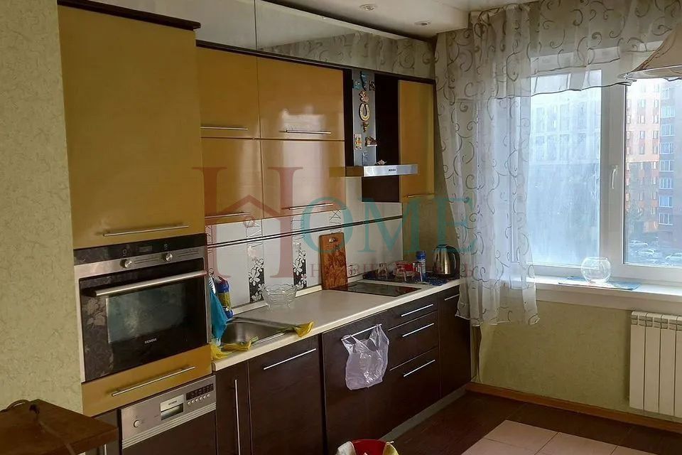 Сдаётся 3-комнатная квартира, 61.7 м²