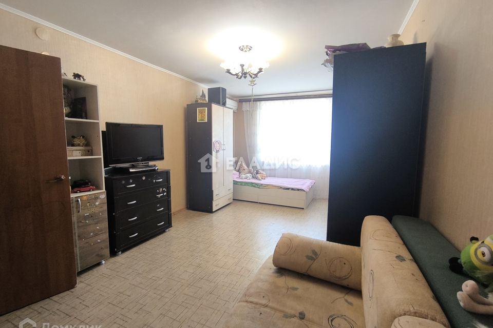 Продаётся 1-комнатная квартира, 42.4 м²