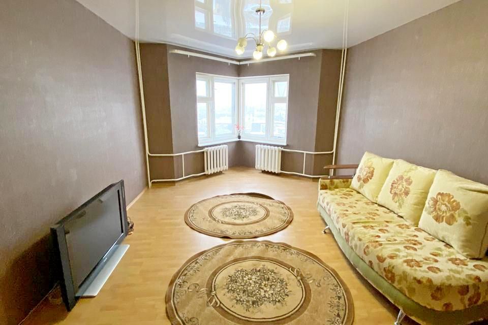 Сдаётся 2-комнатная квартира, 70 м²