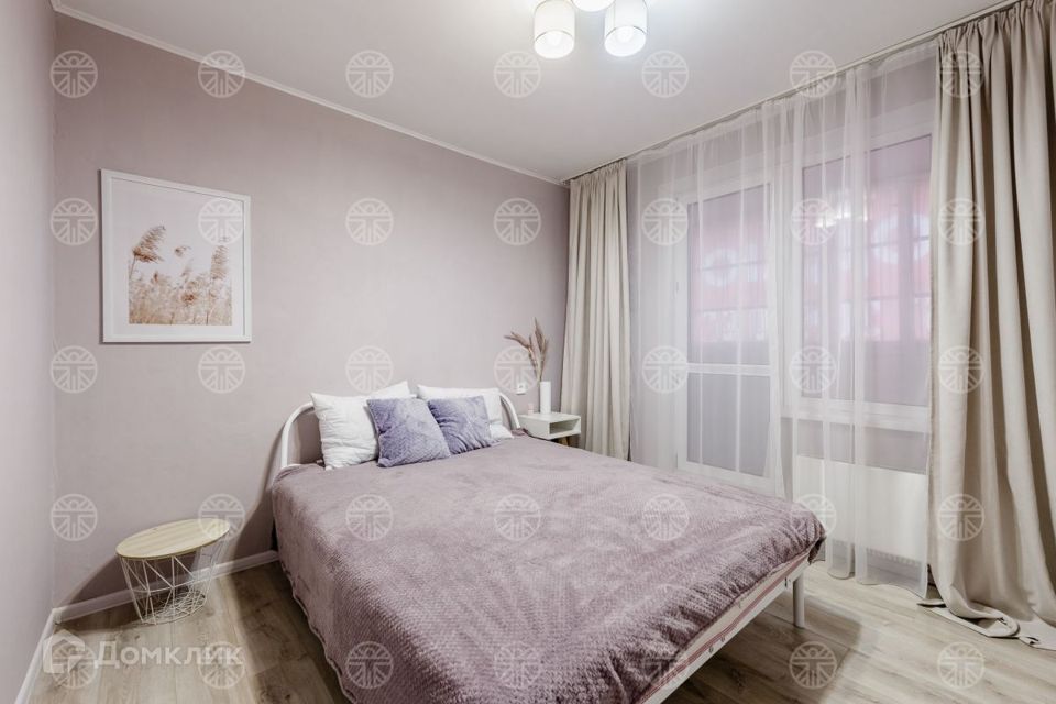 Продаётся 4-комнатная квартира, 63 м²